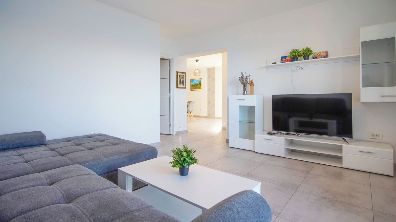 Photo of Livingroom in Vratarusa