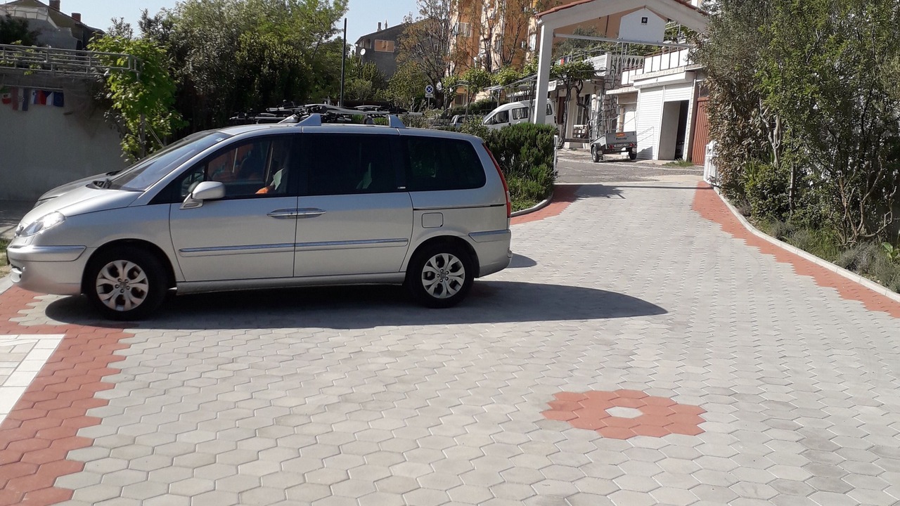 Photo of Outdoor in Banjol