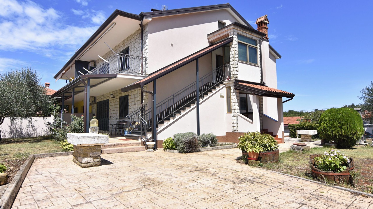Photo of Outdoor in Radini