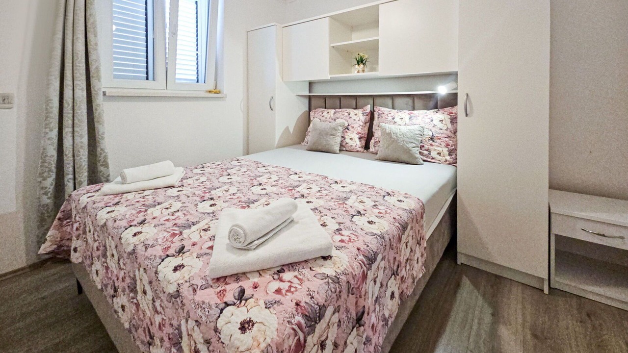 Photo of Bedroom in Marina