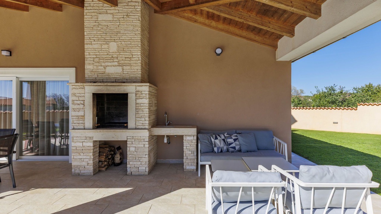 Photo of Livingroom in Loborika