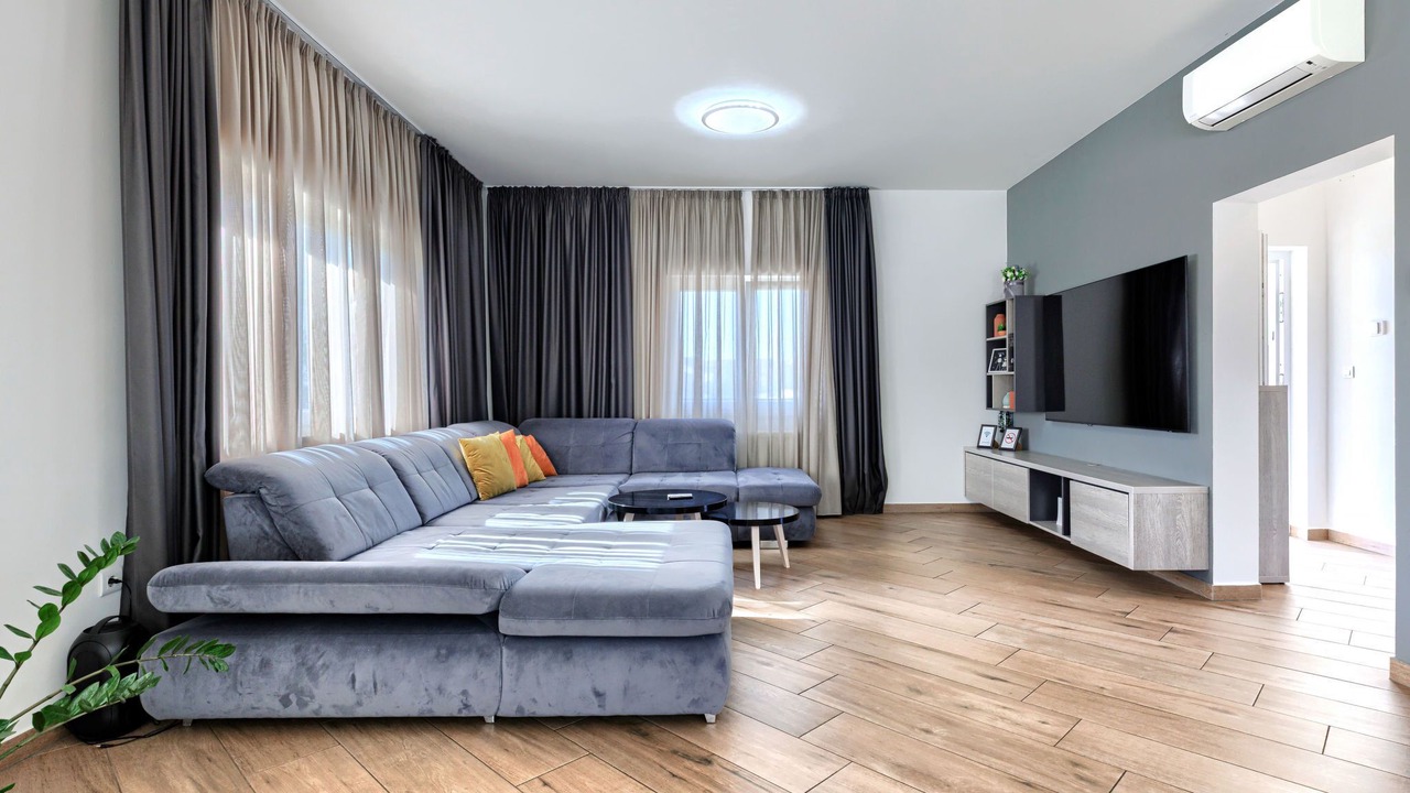 Photo of Livingroom in Loborika
