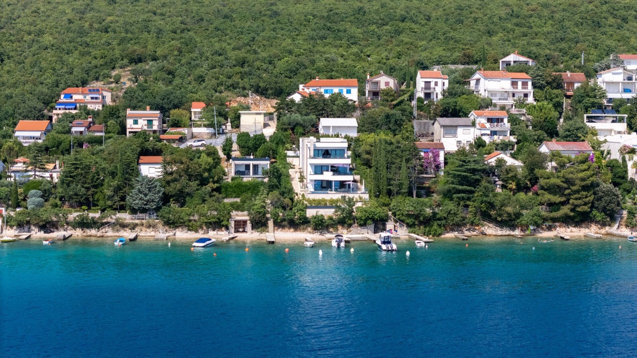 Photo of Outdoor in Smrika