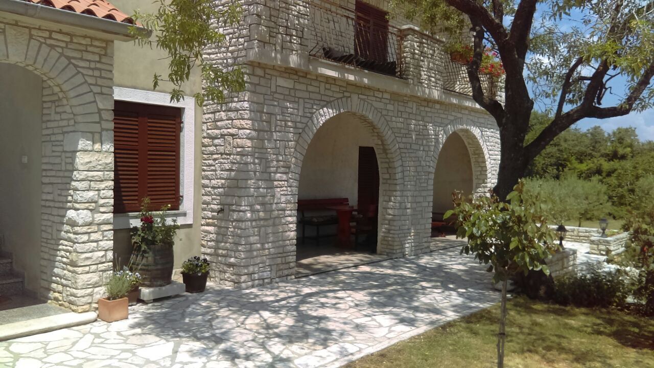 Photo of Outdoor in Rebici
