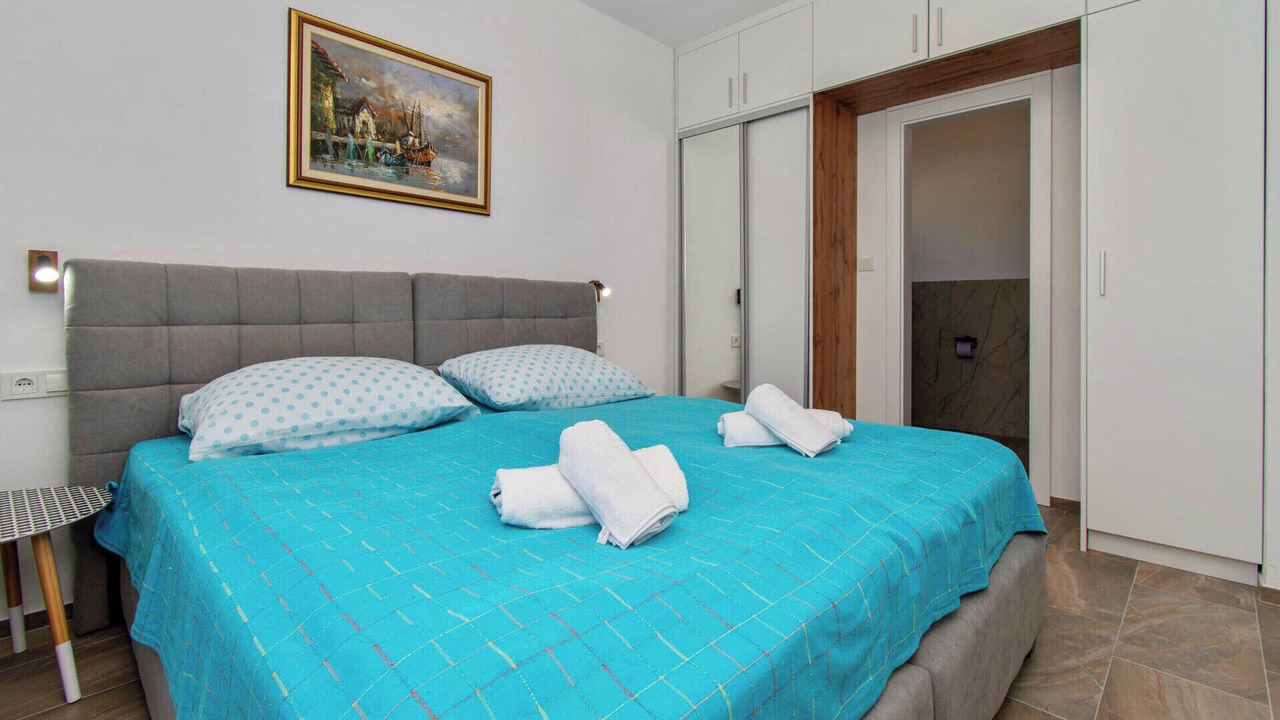 Photo of Bedroom in Loborika
