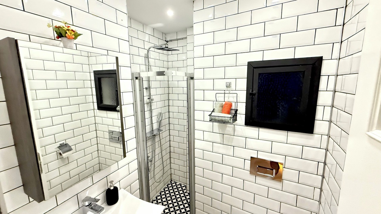 Photo of Bathroom in Cihangir