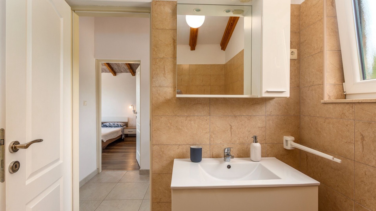 Photo of Bathroom in Risika