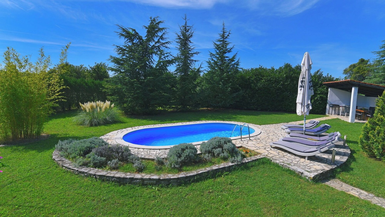 Photo of Outdoor in Kapelica
