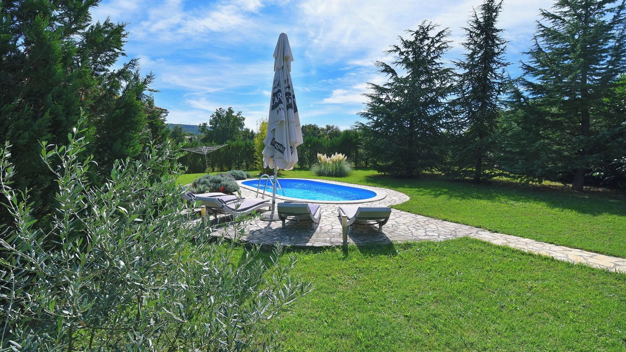 Photo of Outdoor in Kapelica