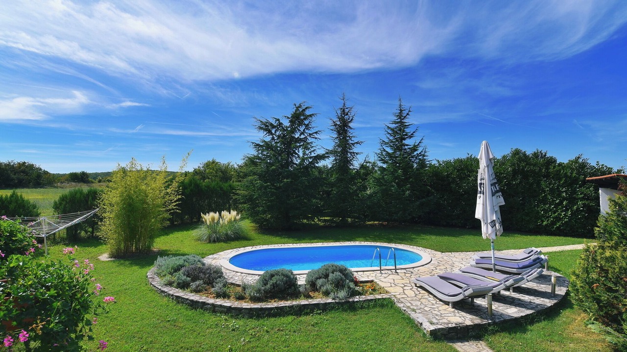 Photo of Outdoor in Kapelica
