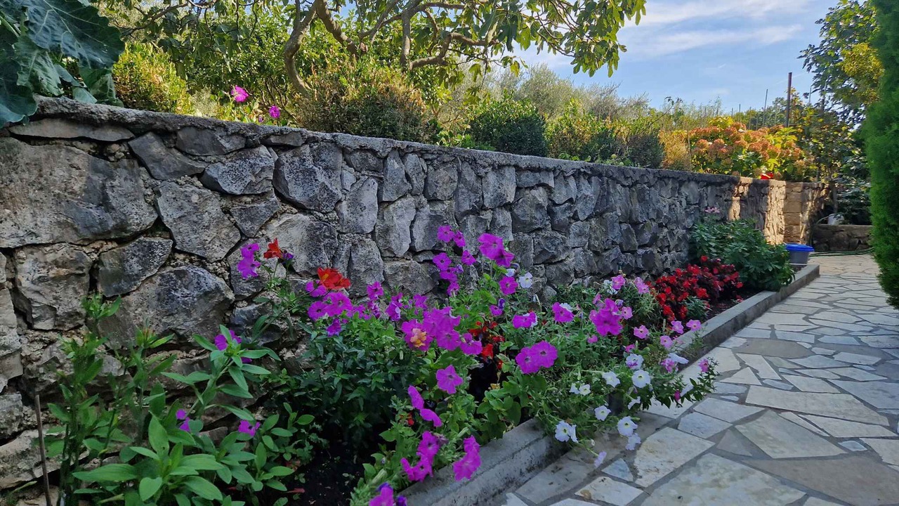 Photo of Outdoor in Strmac