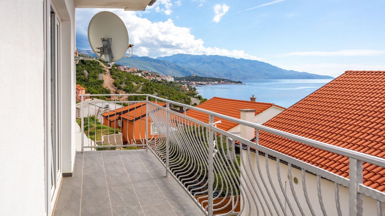 Photo of Patio Balcony in Vratarusa