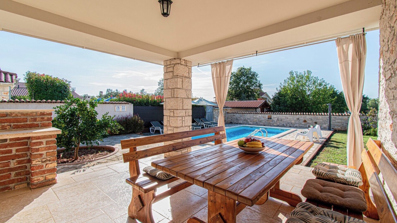 Photo of Outdoor in Gajana