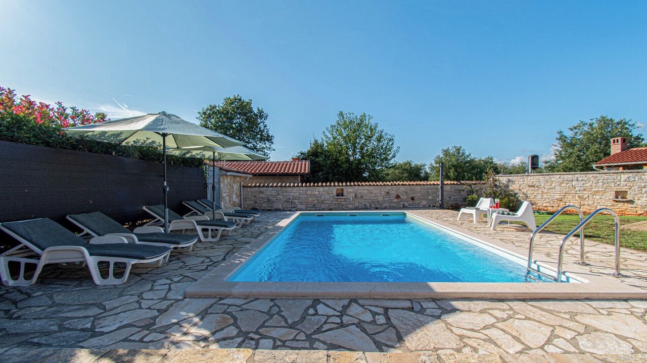 Photo of Outdoor in Gajana
