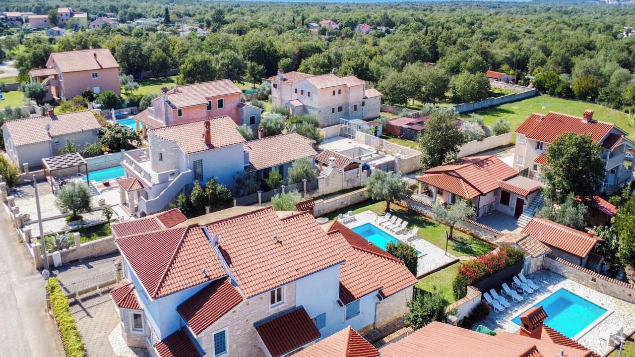 Photo of Outdoor in Gajana