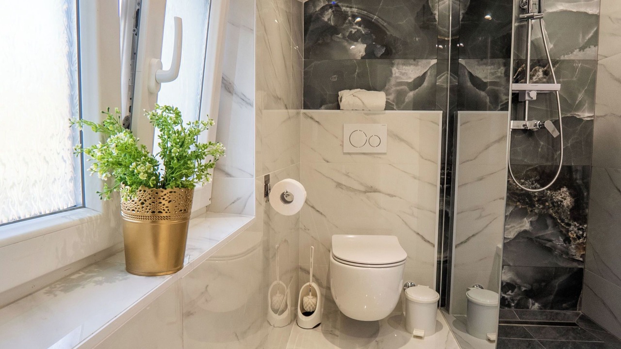 Photo of Bathroom in Marina
