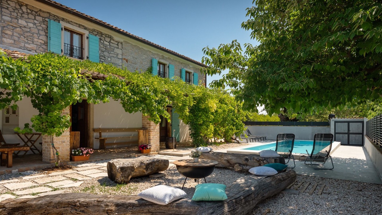 Photo of Outdoor in Vardica