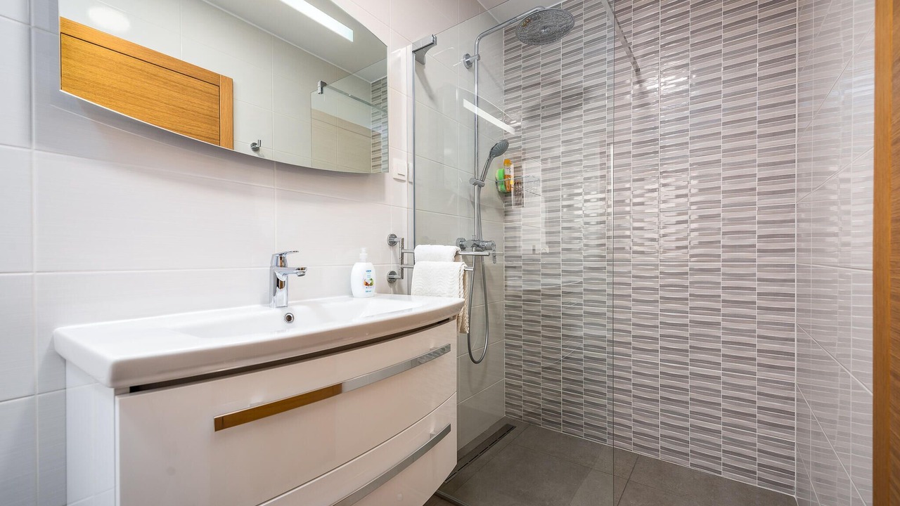 Photo of Bathroom in Lindar