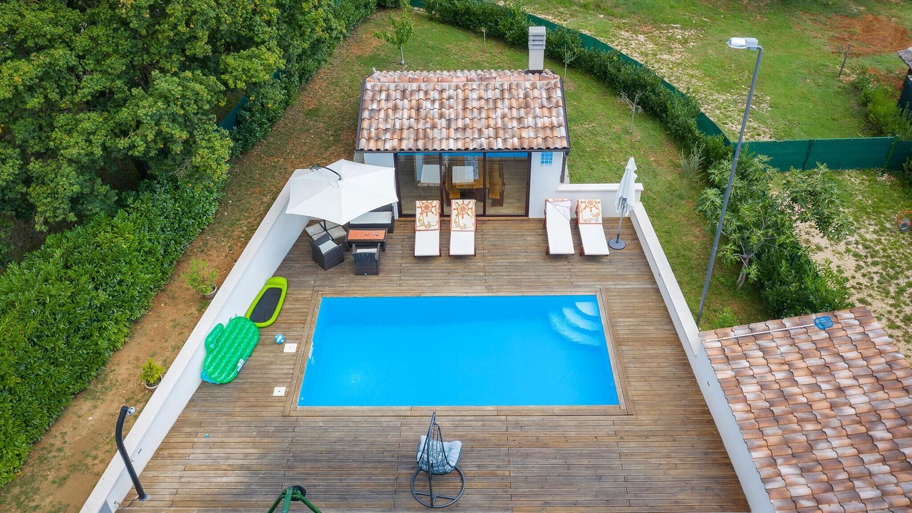 Photo of Outdoor in Lindar