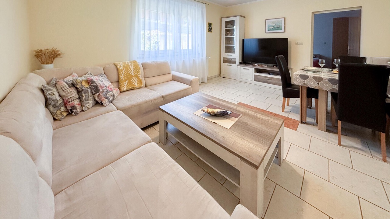 Photo of Bedroom in Jurdani