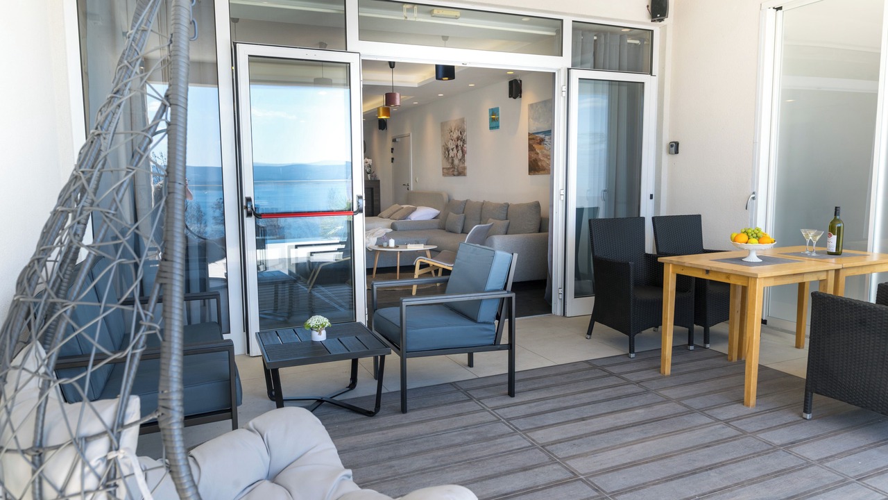 Photo of Outdoor in Mimice