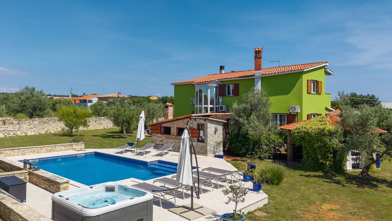Photo of Outdoor in Galizana