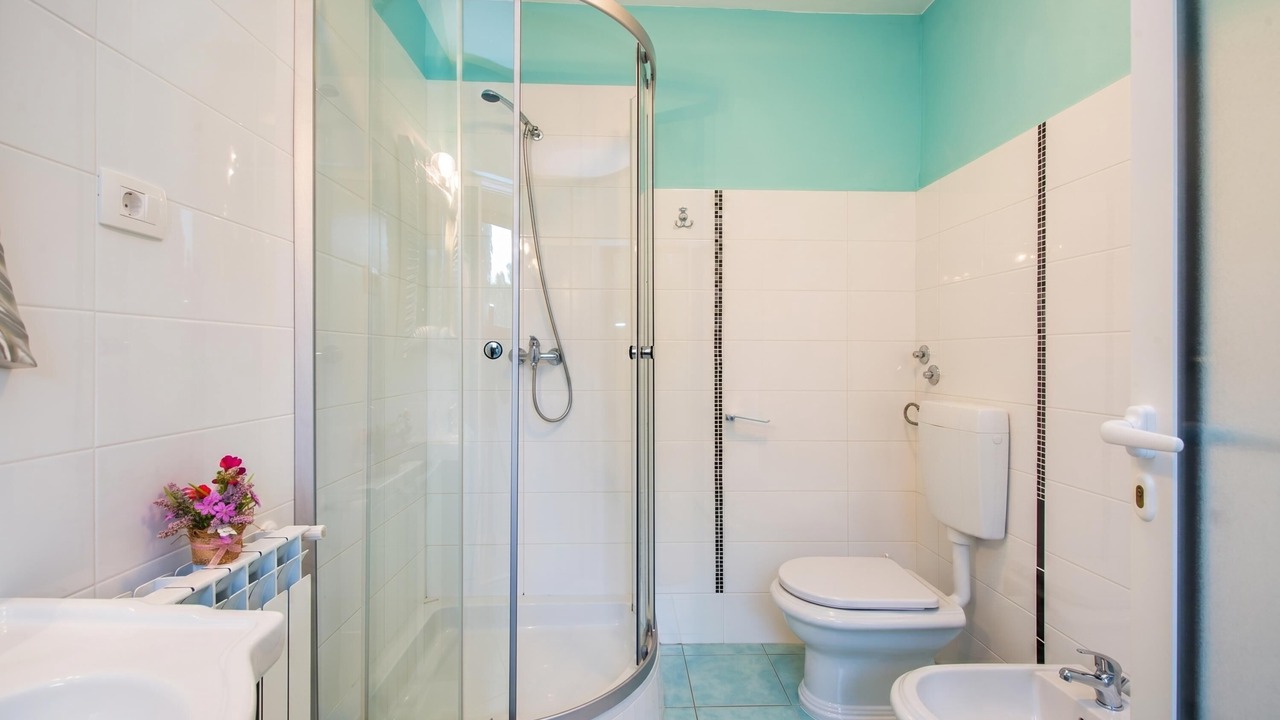 Photo of Bathroom in Marceljani