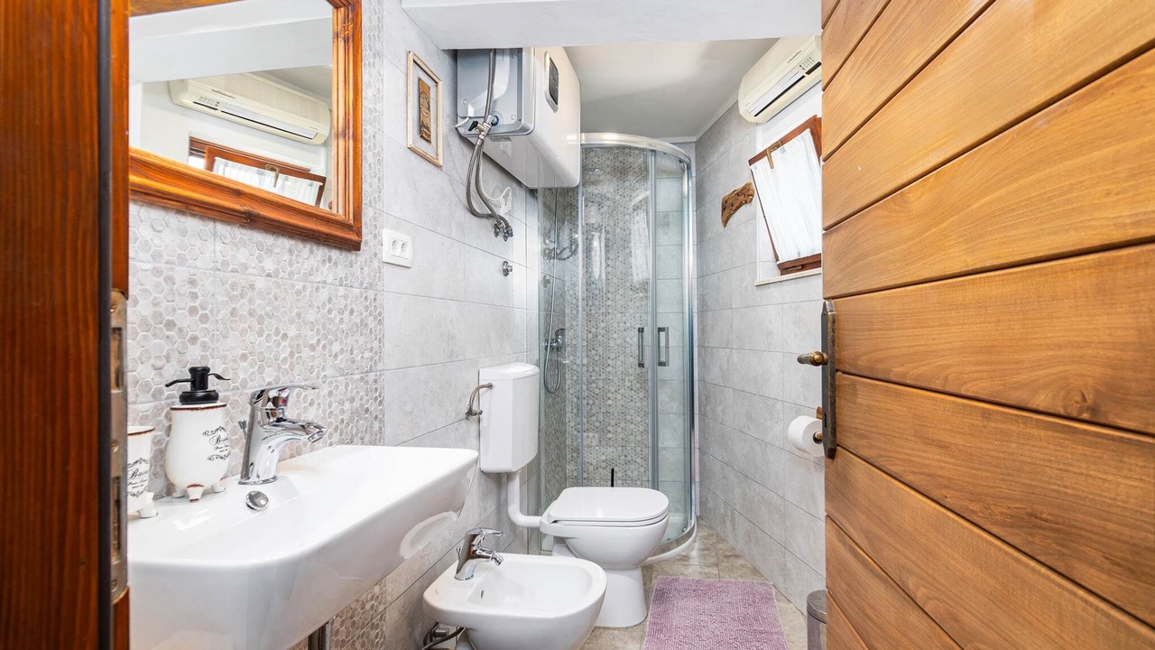 Photo of Bathroom in Buzet