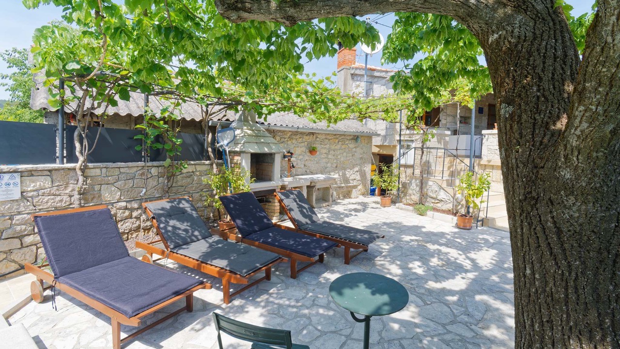 Photo of Patio Balcony in Buzet