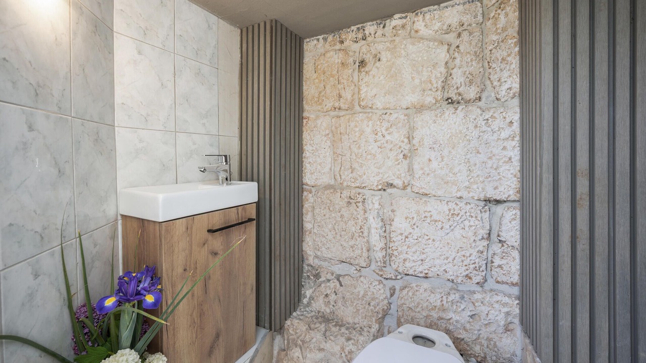 Photo of Bathroom in Gustirna
