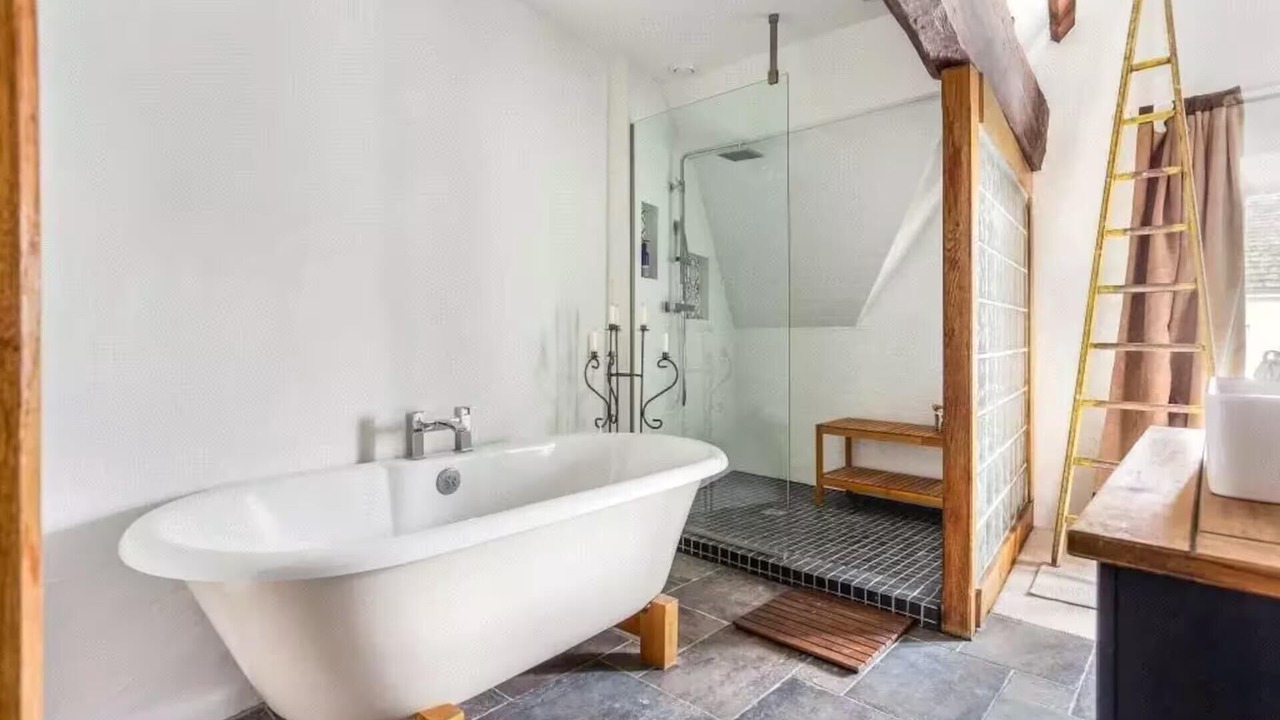 Photo of Bathroom in Tetbury