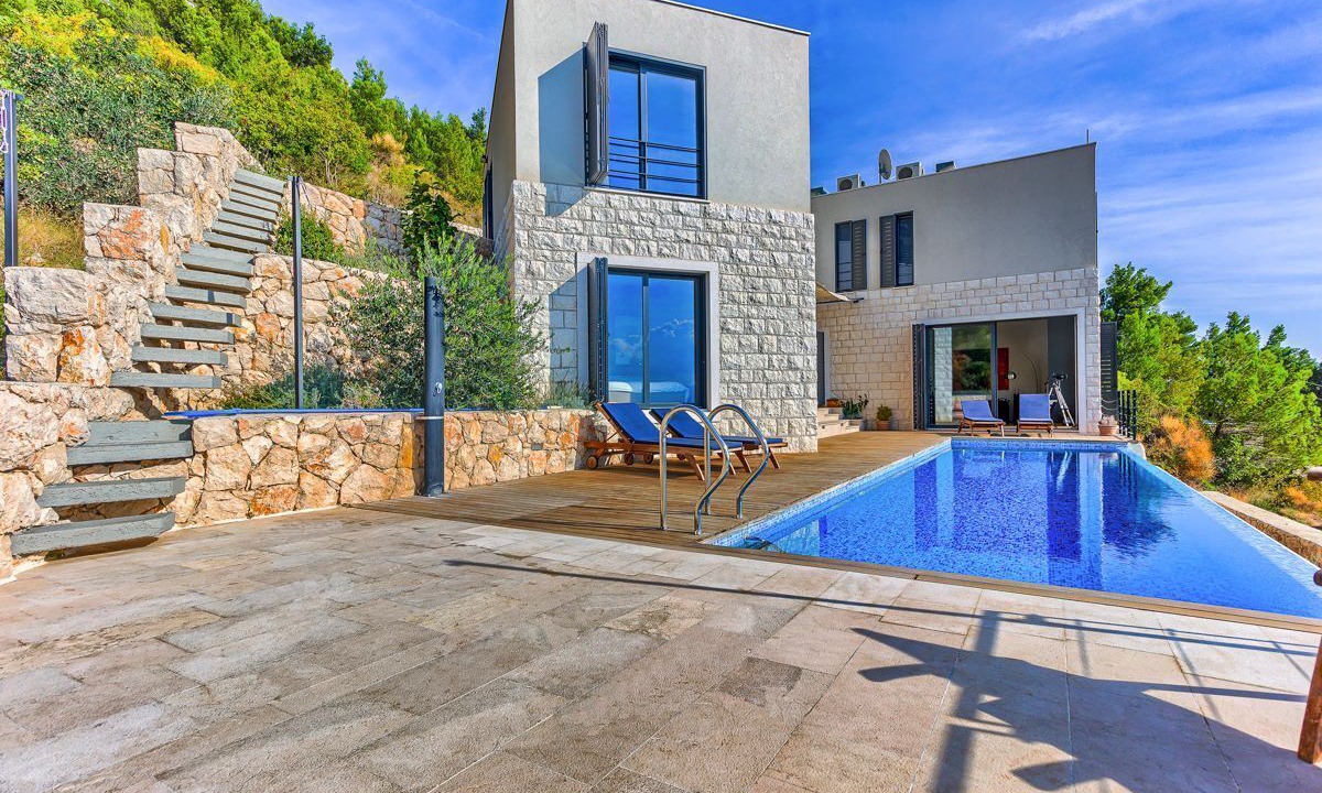 Photo of Outdoor in Mimice