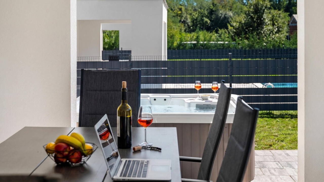 Photo of Outdoor in Nedescina