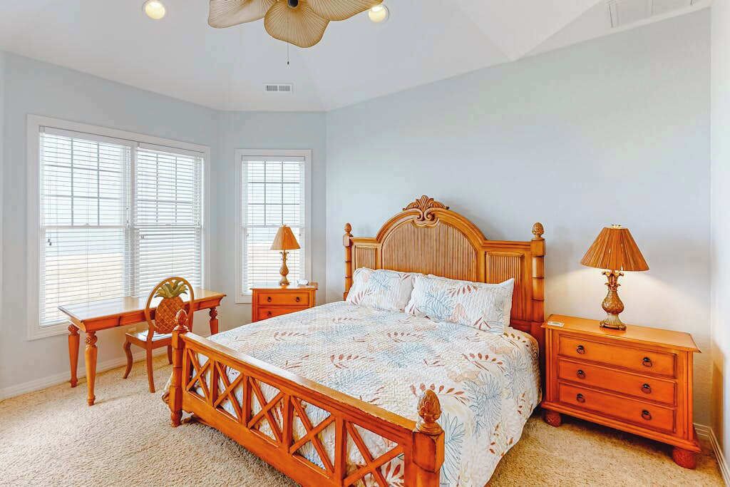 Photo of Bedroom in Sandbridge