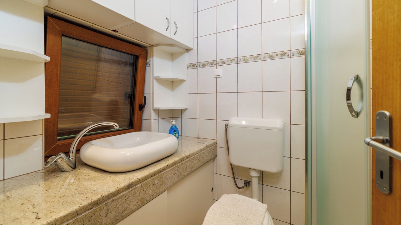 Photo of Bathroom in Breze