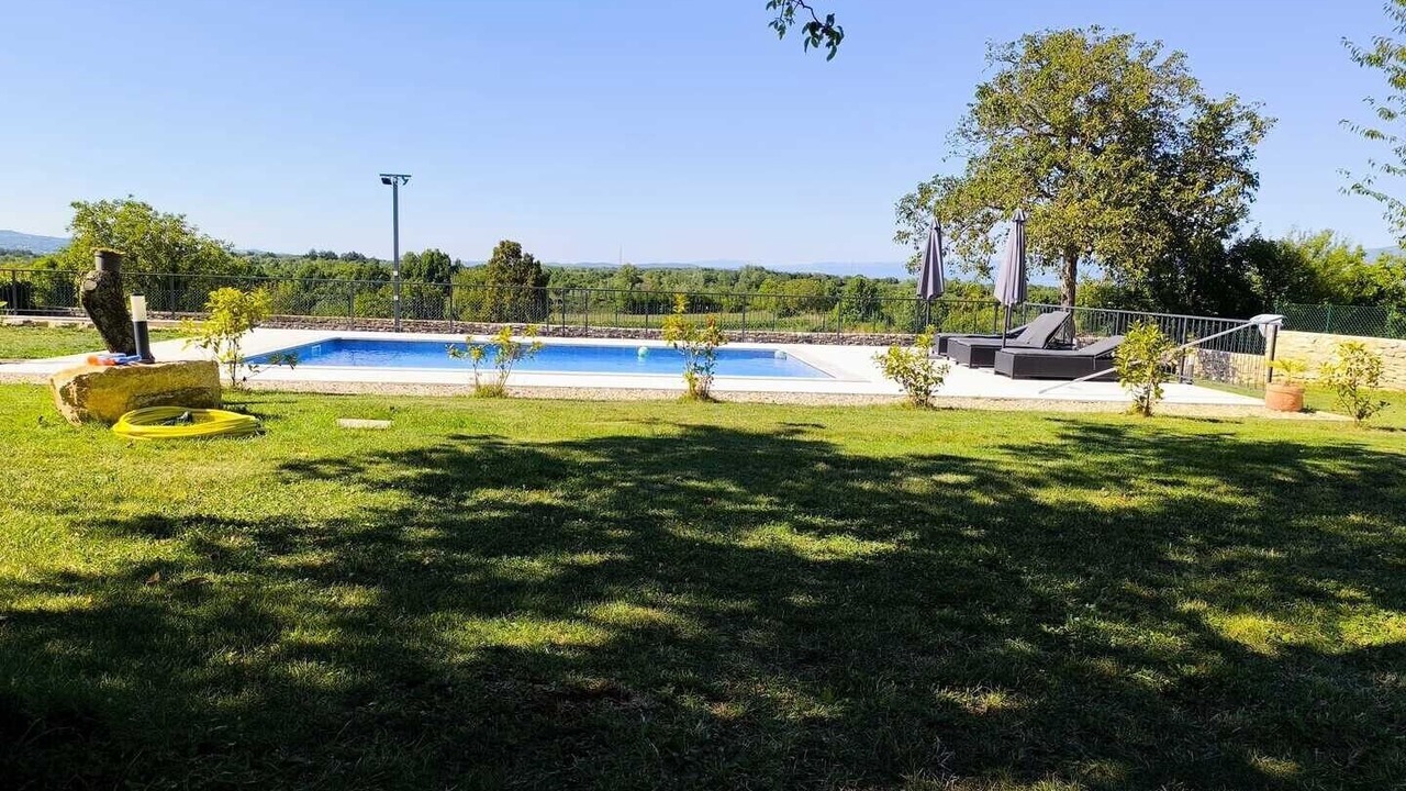 Photo of Outdoor in Nedescina