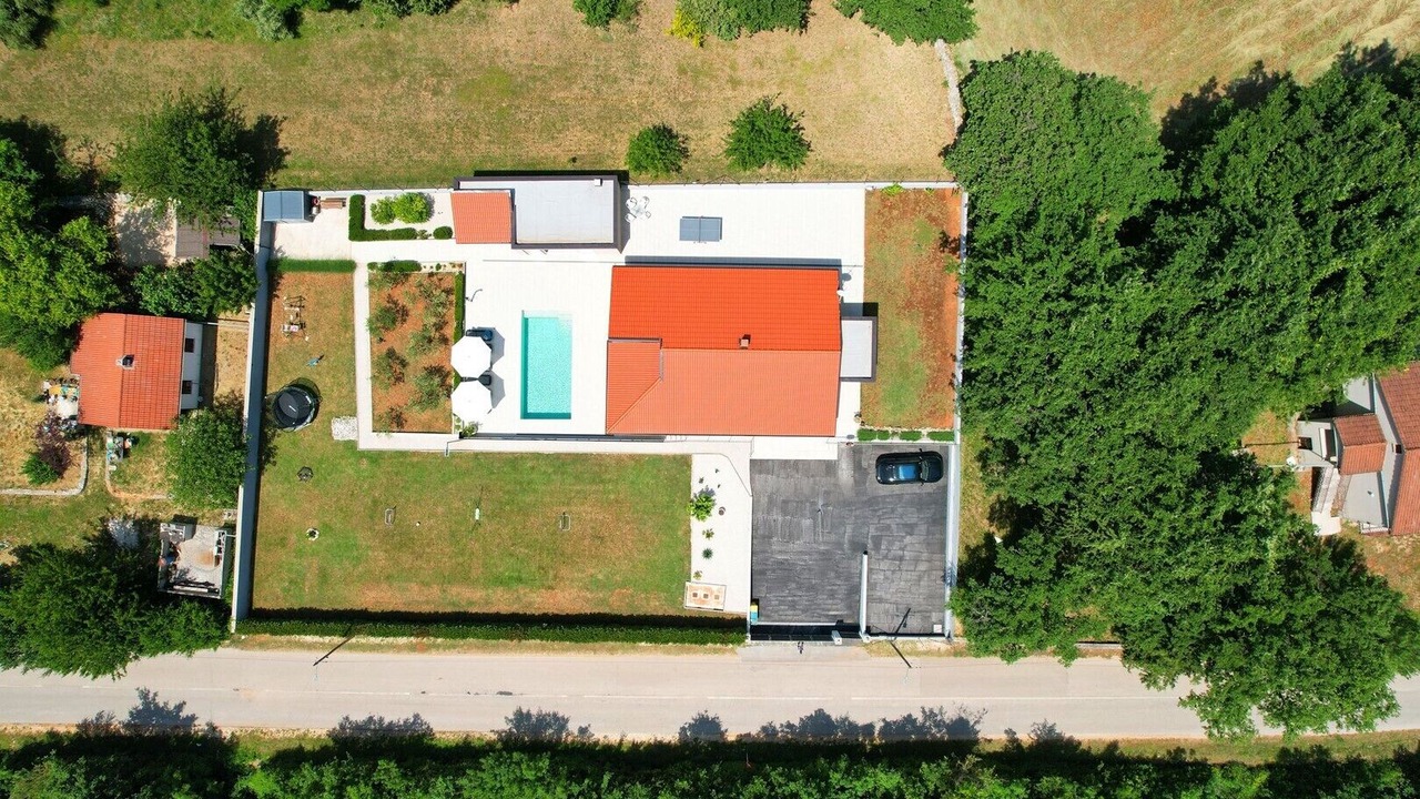 Photo of Outdoor in Divsici