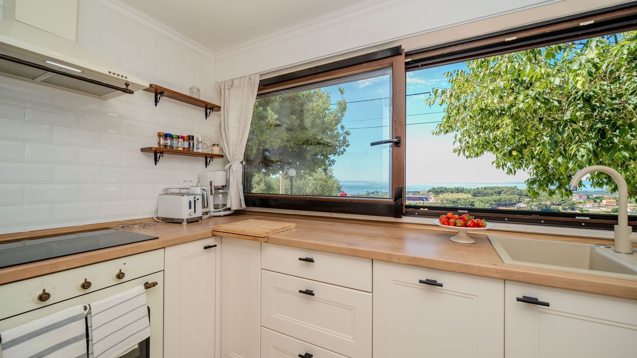 Photo of Kitchen in Mundanije