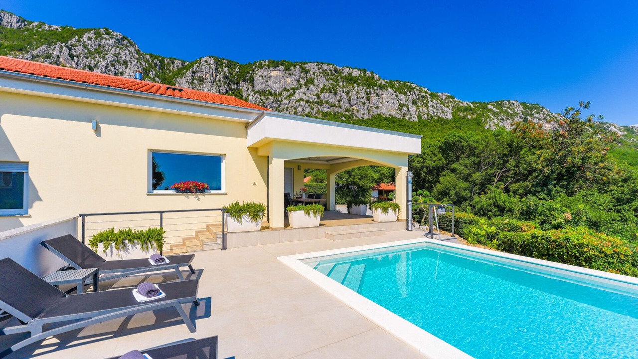 Photo of Outdoor in Bribir