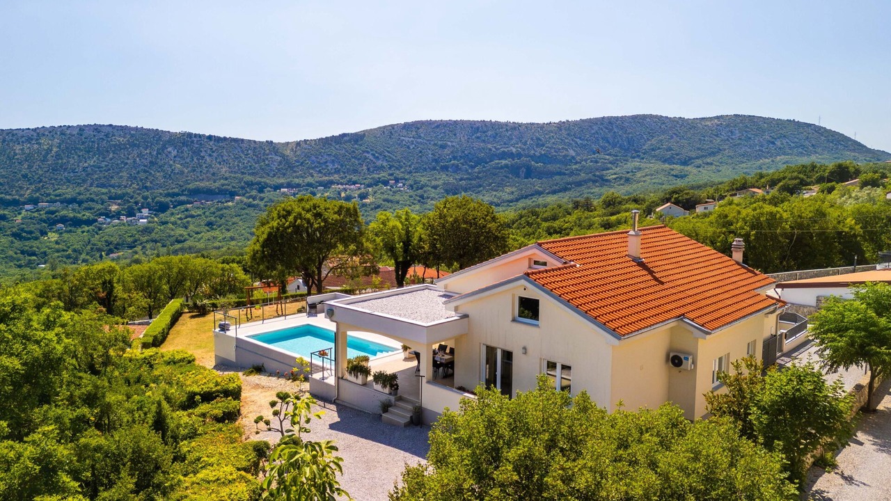 Photo of Outdoor in Bribir