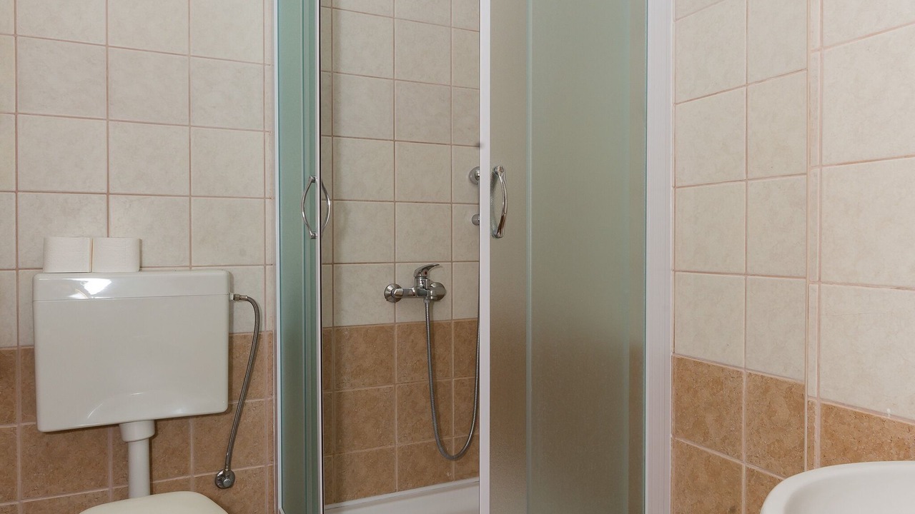Photo of Bathroom in Plat