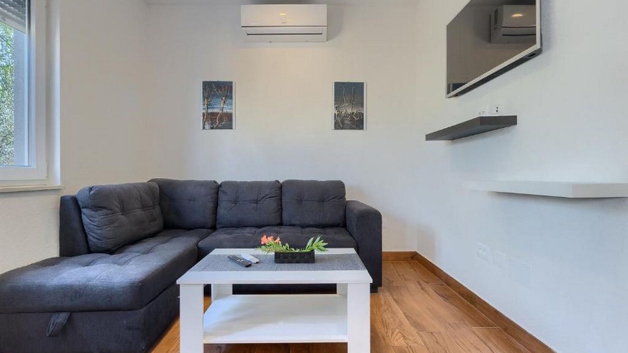 Photo of Livingroom in Loborika