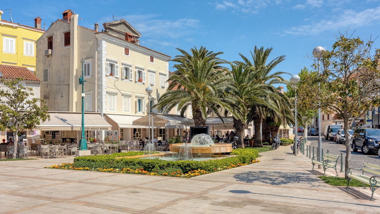 Photo of Outdoor in Cove Murtar