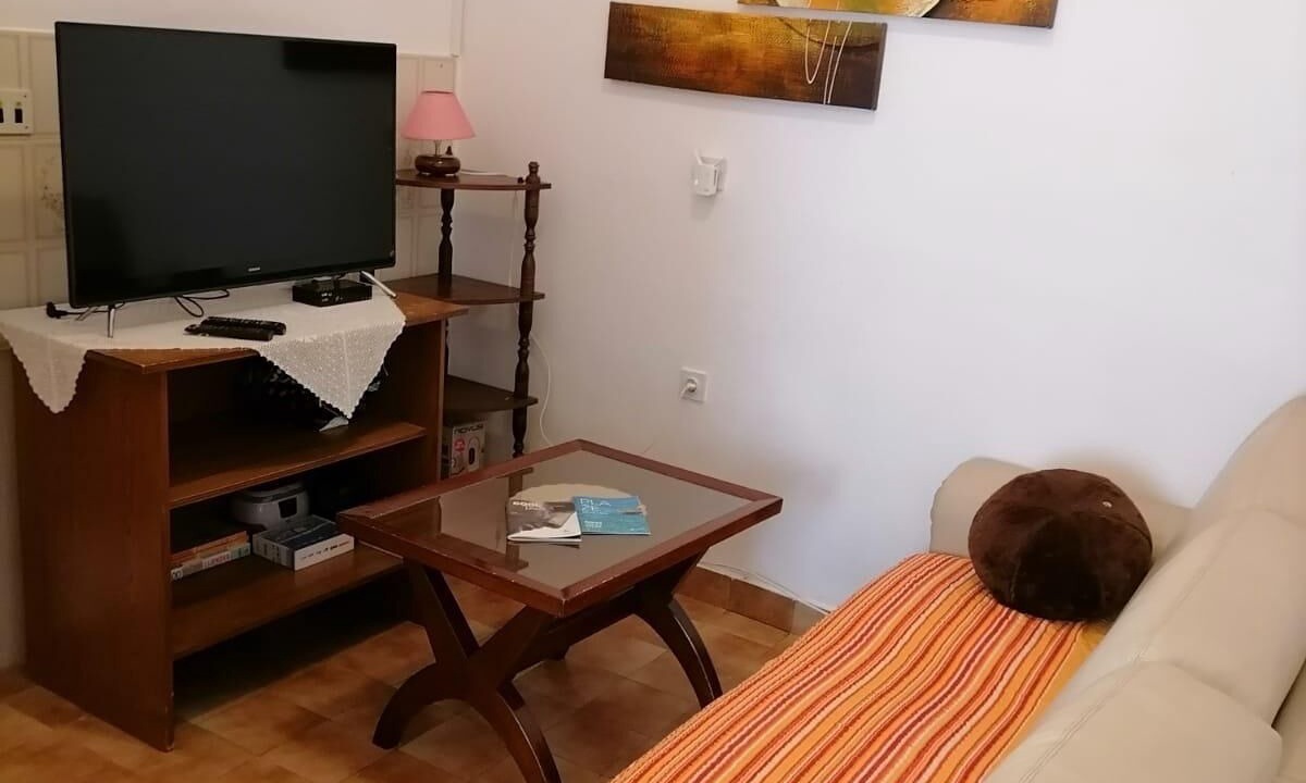 Photo of Livingroom in Cove Murtar