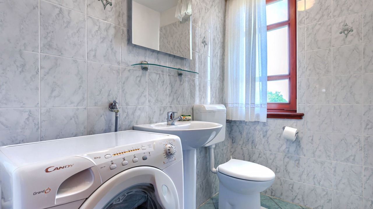 Photo of Bathroom in Vinkuran