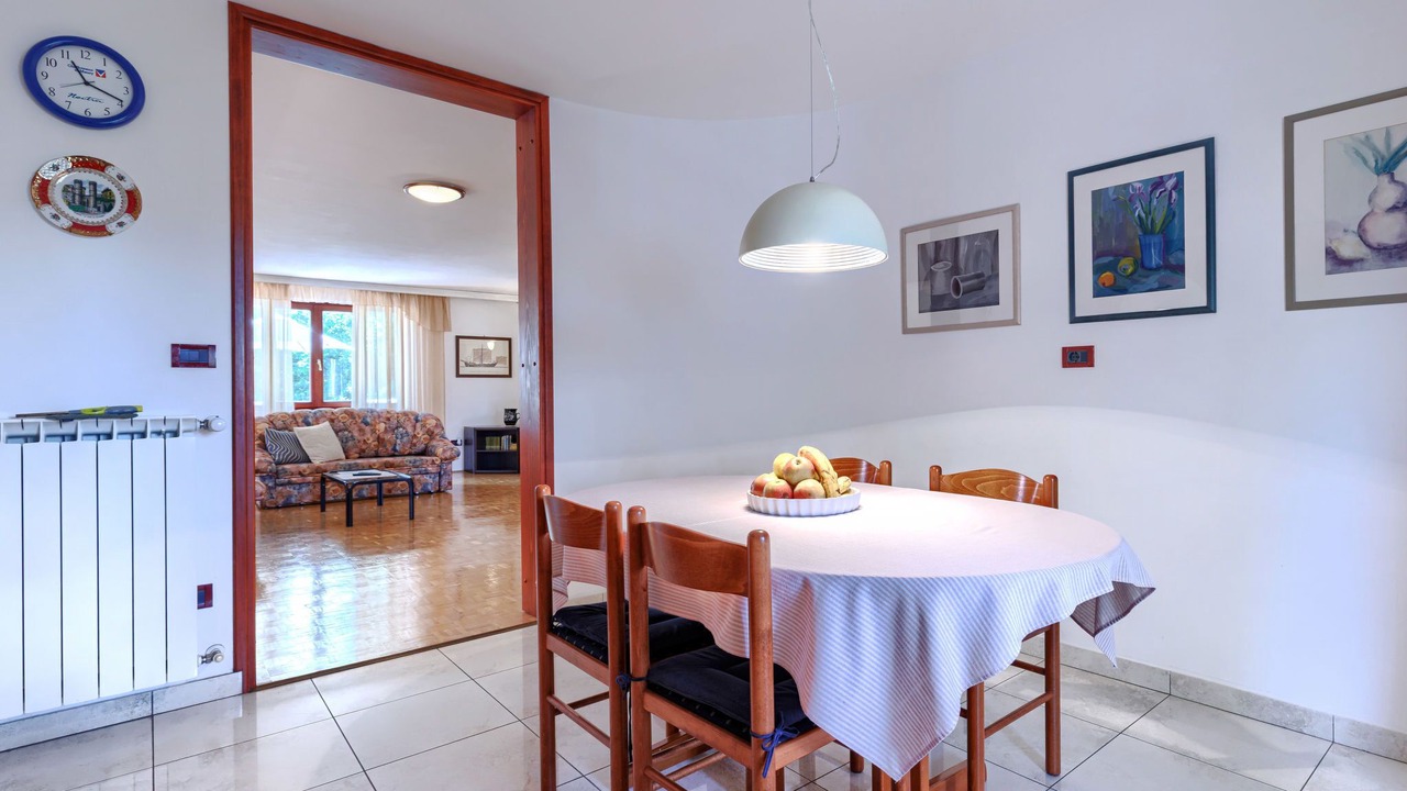 Photo of Bedroom in Vinkuran