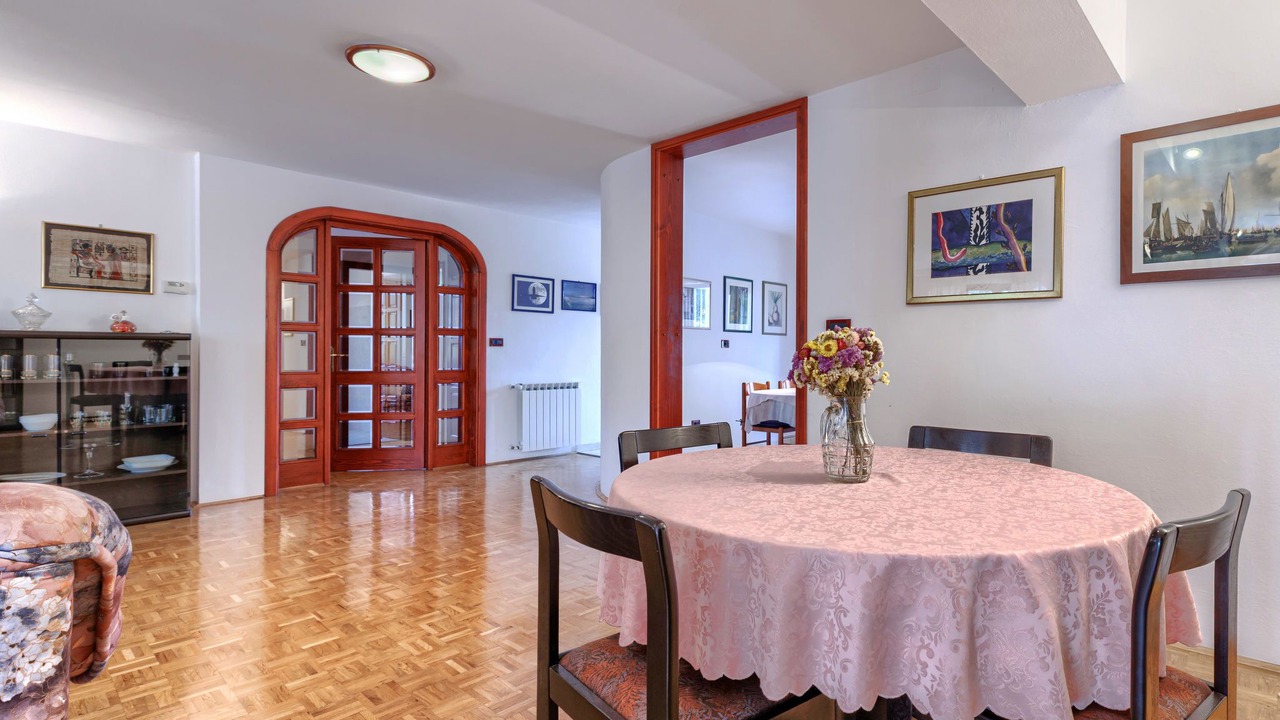 Photo of Bedroom in Vinkuran