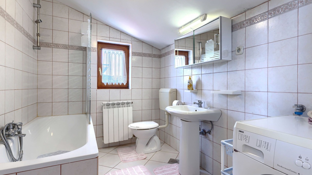 Photo of Bathroom in Banjole