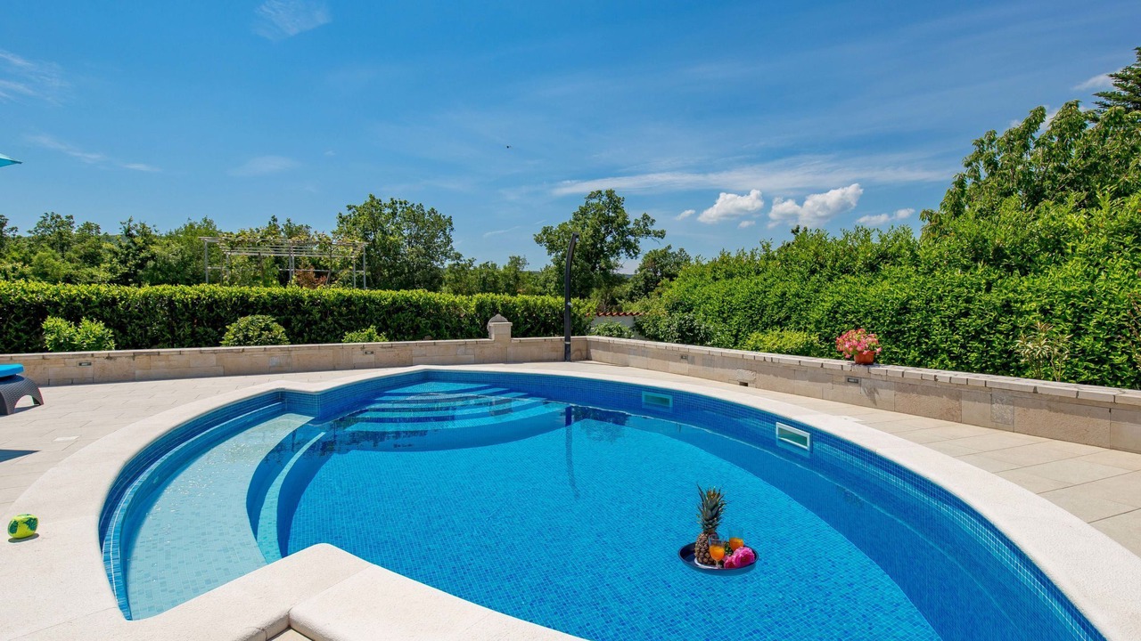 Photo of Outdoor in Rogocana