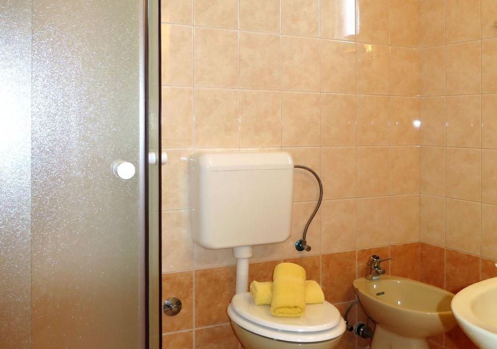 Photo of Bathroom in Ravni
